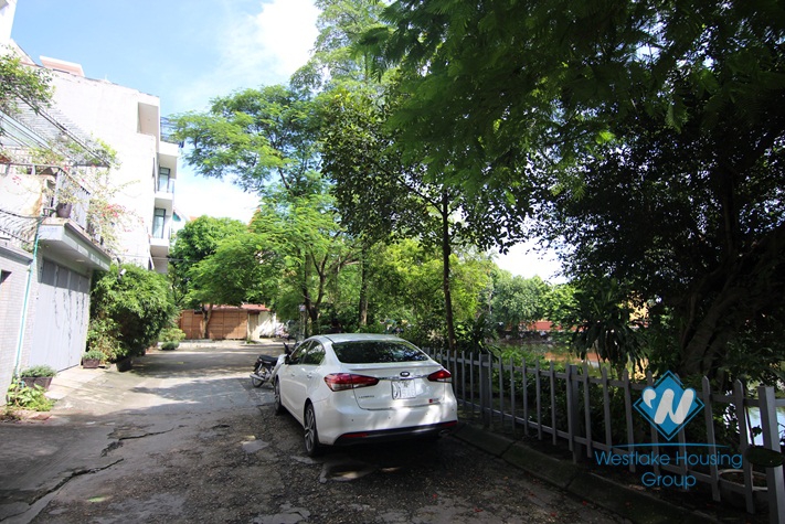Large 4 bedrooms villa for rent in Tay Ho district